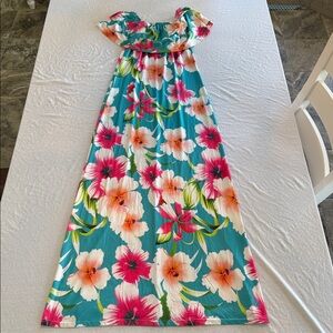Suimiki Tropical Maxi Ruffle Off Shoulder Floral Dress vacation, resort. Medium
